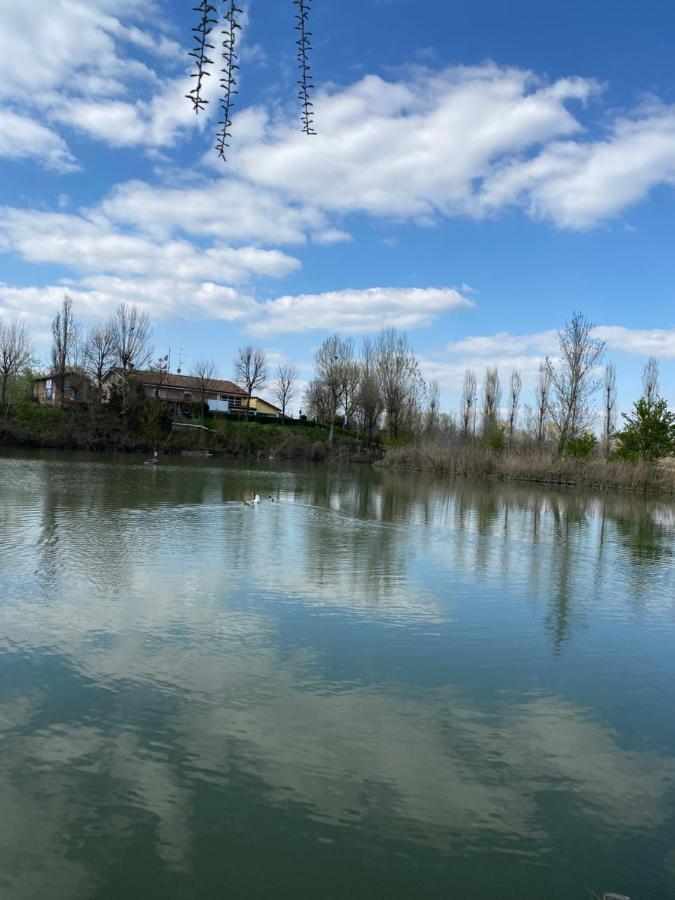 B&B Nido Sui Laghi San Donnino della Nizzola Екстер'єр фото