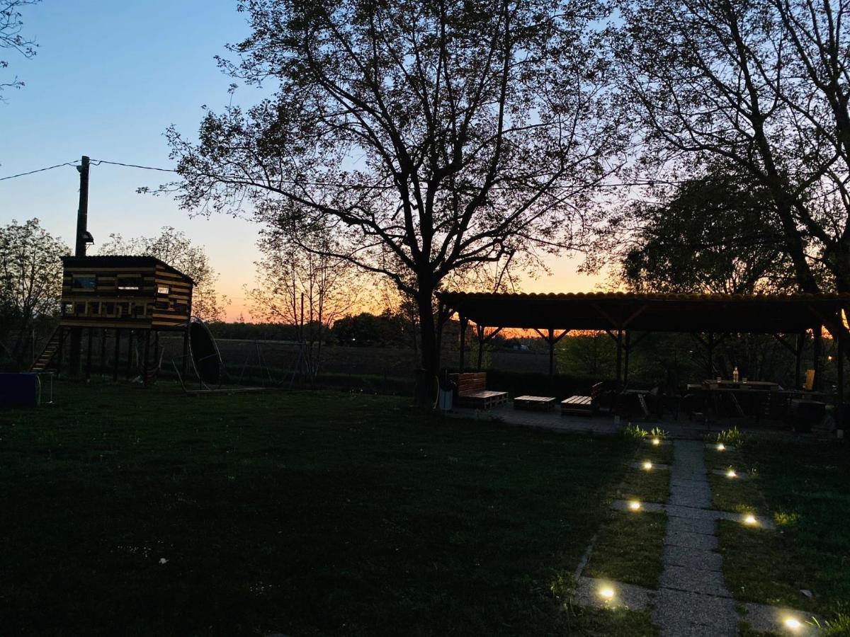 B&B Nido Sui Laghi San Donnino della Nizzola Екстер'єр фото